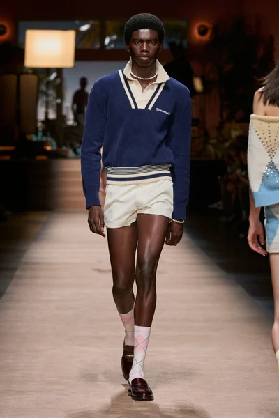 Look 6